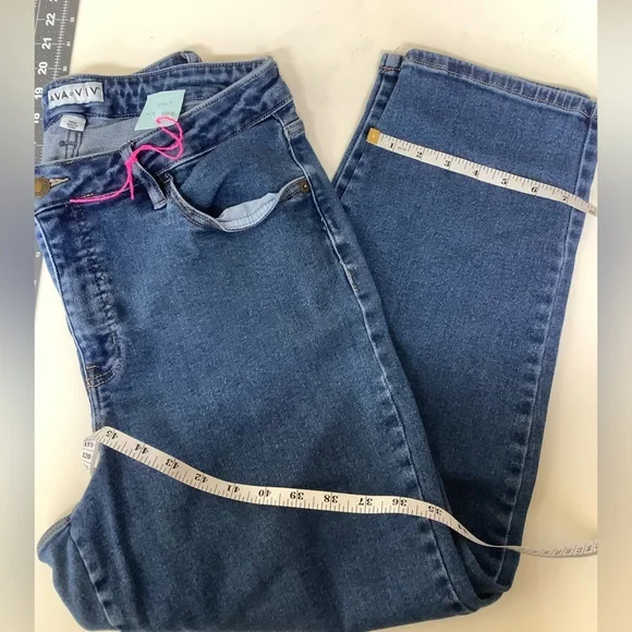 Ava & Viv Women's Straight Leg Jeans in Blue - Picture 6 of 9